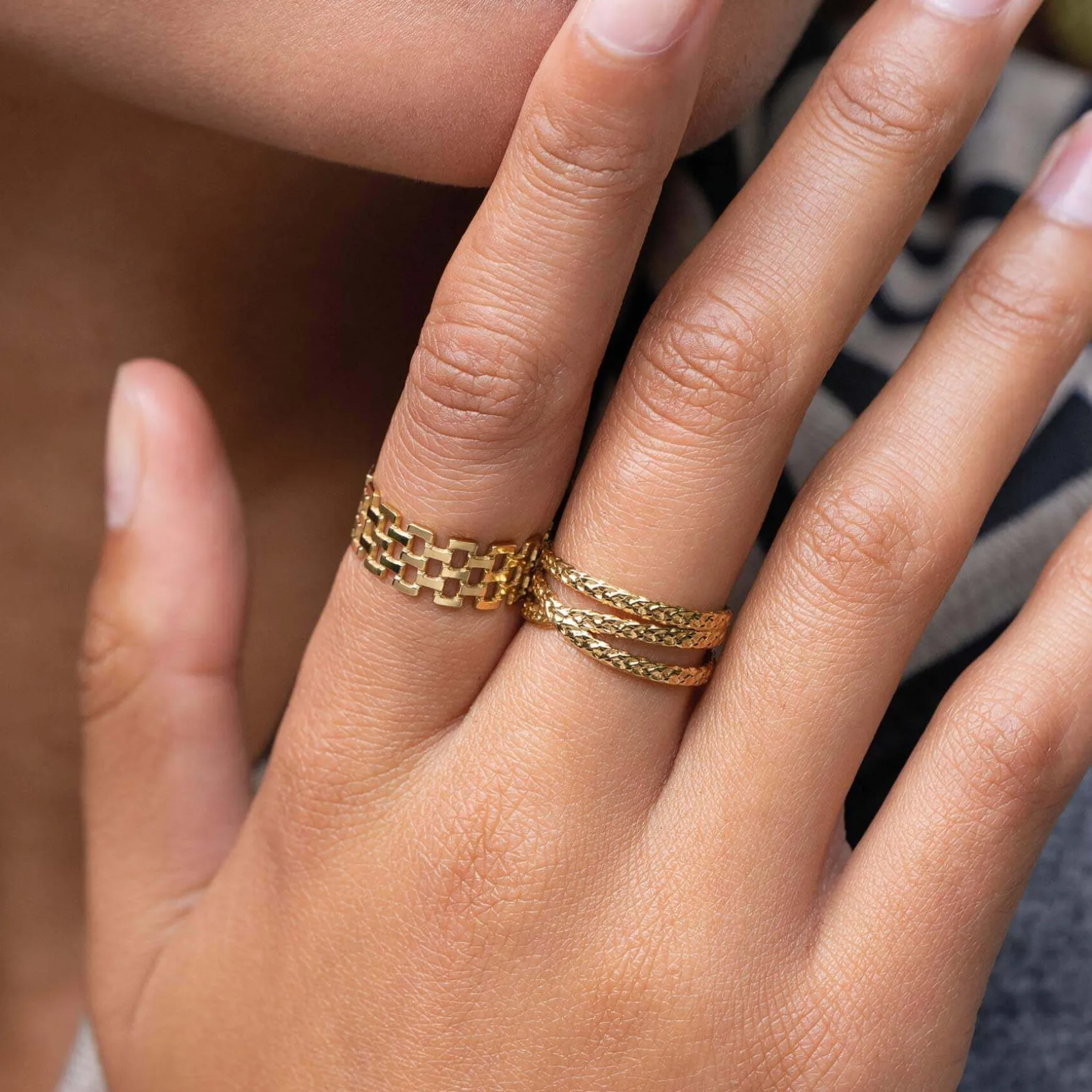 Bague Canisse acier doré or