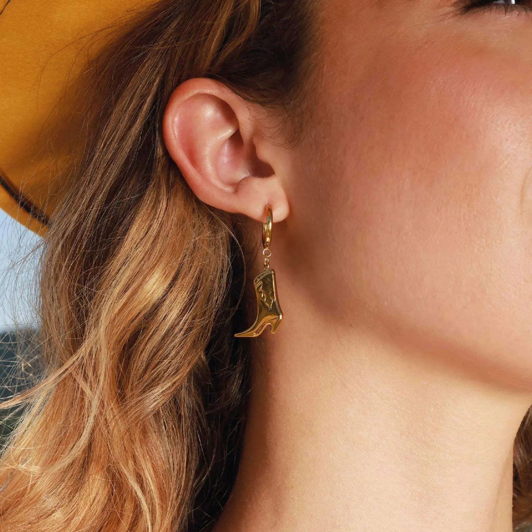 Boucles Western acier doré or