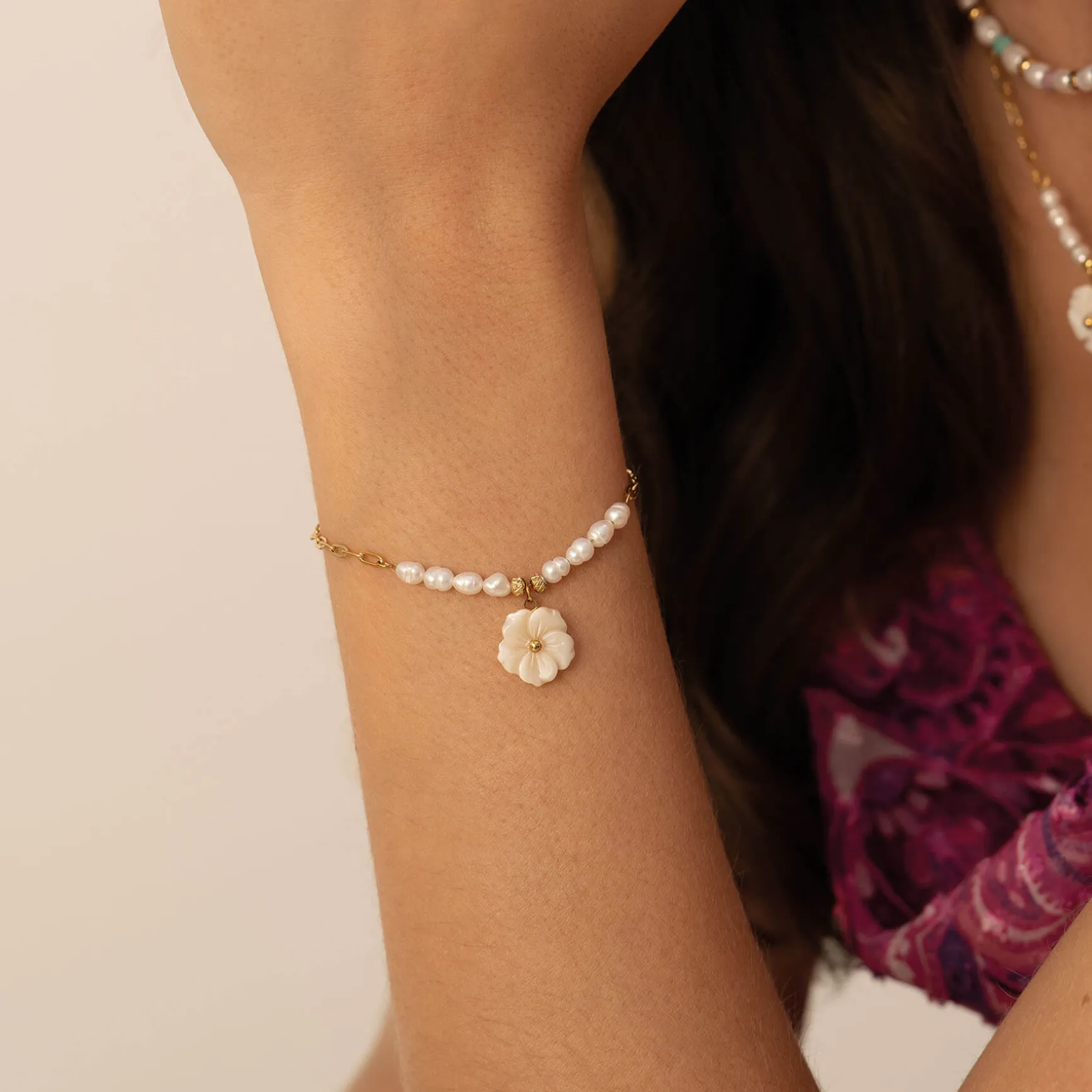 Bracelet Fleur nacre acier doré or