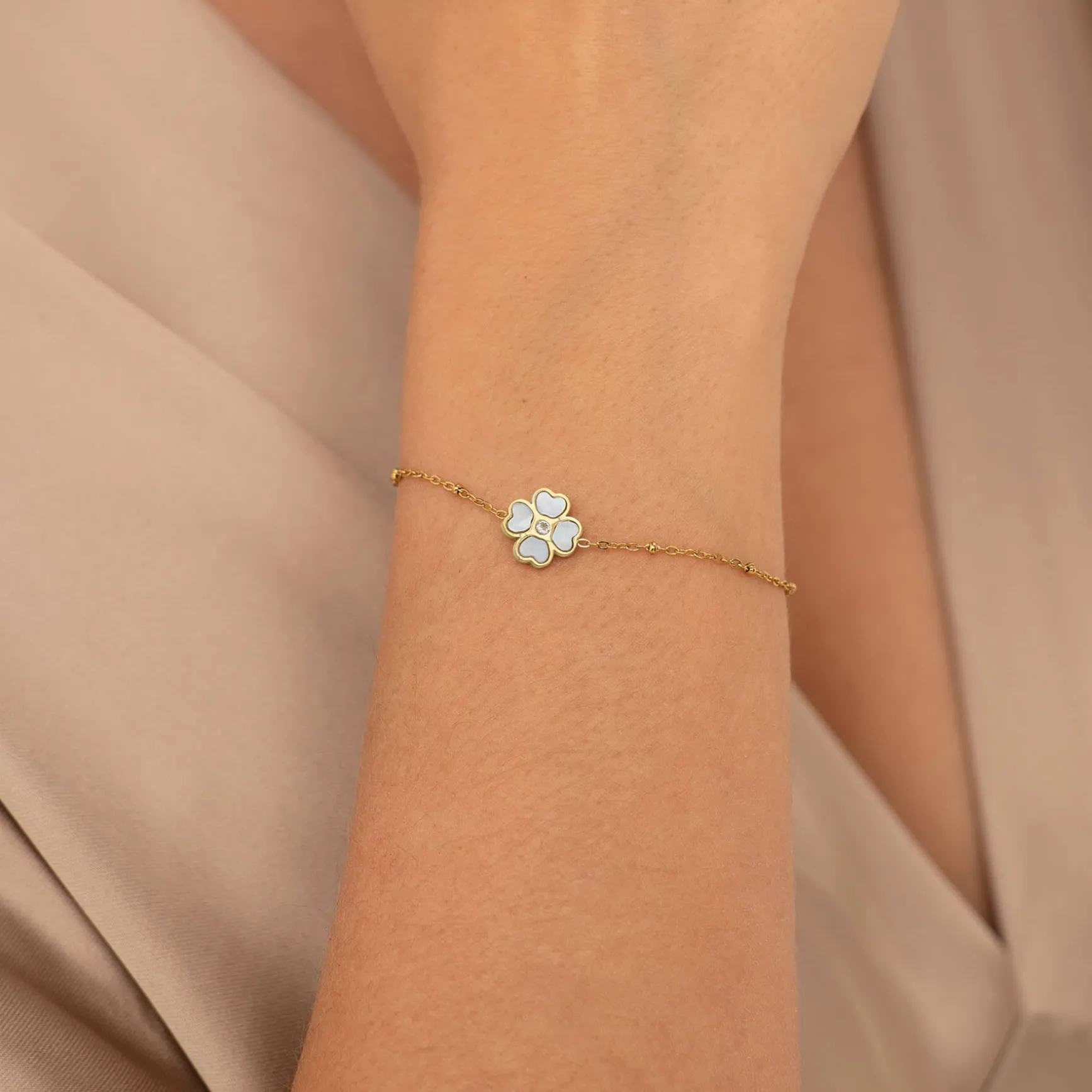 Bracelet Trefle blanc acier doré or