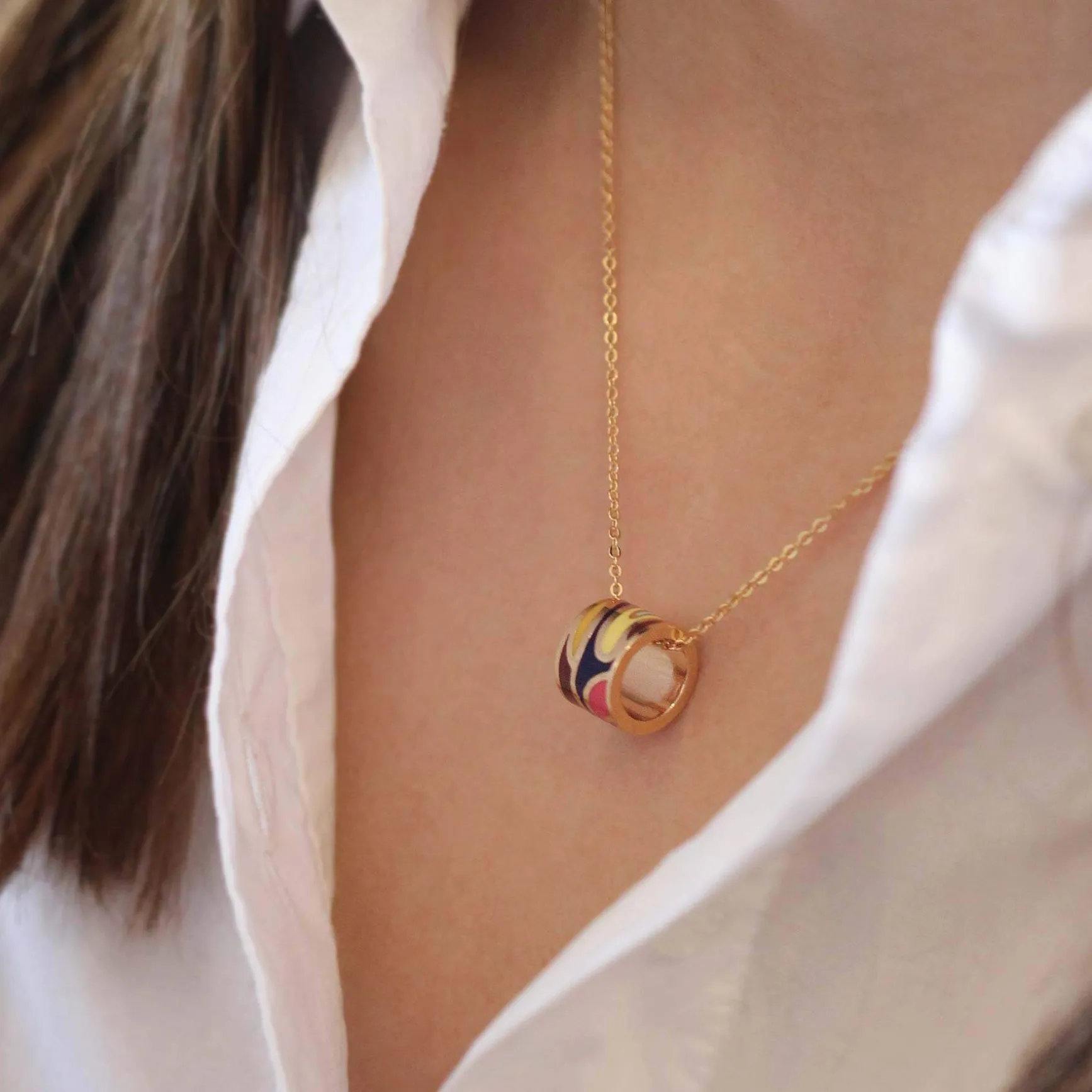 Collier Art H1 acier doré or