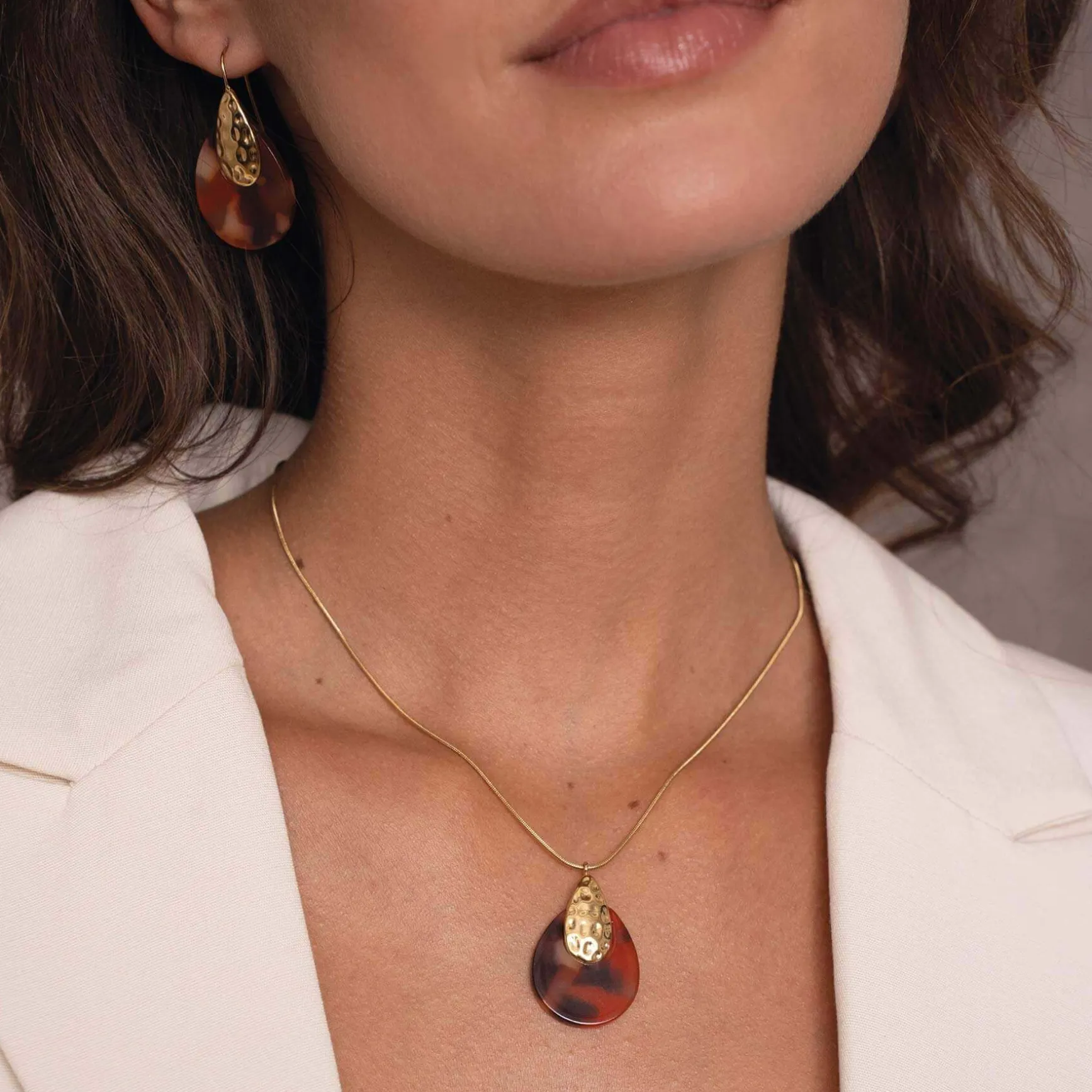 Collier Automne rouge acier doré or